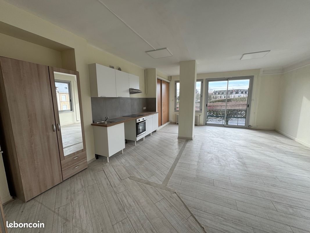 Appartement à louer, 66m², Blois