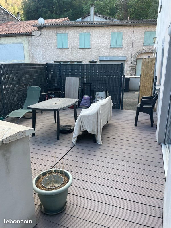 Appartement à louer, 38m², Beaujeu