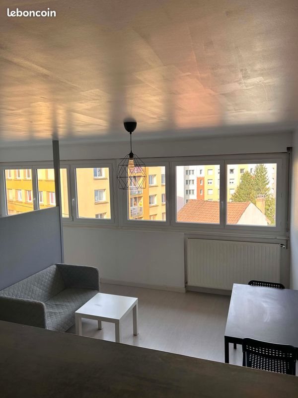 Appartement à louer, 30m², Saint-Étienne
