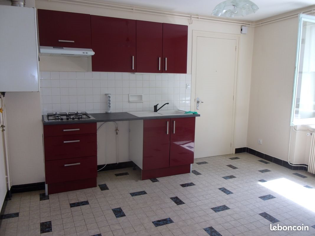 Appartement à louer, 27m², Ambert