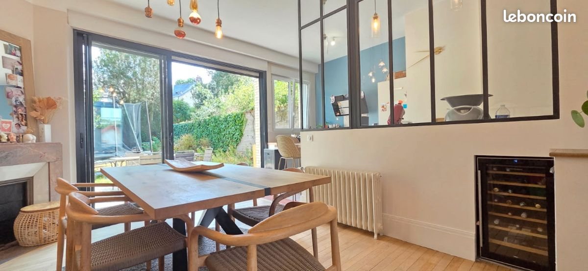 Maison à vendre, 142m², Laval