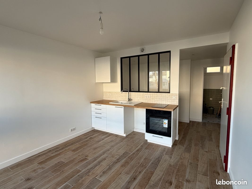 Appartement à louer, 28m², Rueil-Malmaison