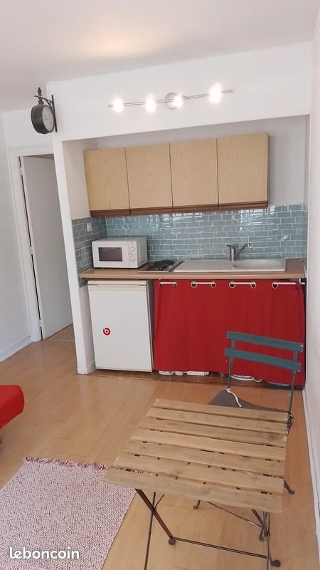 Appartement à louer, 25m², Cassis