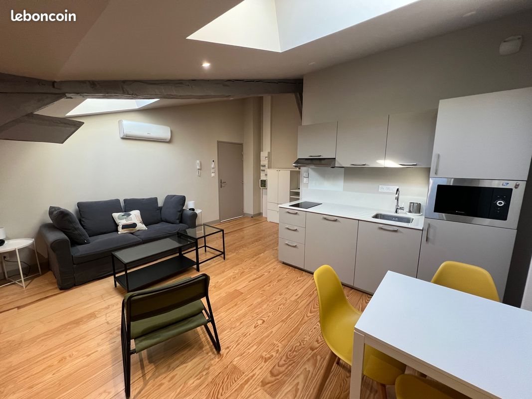 Appartement à louer, 27m², Bordeaux