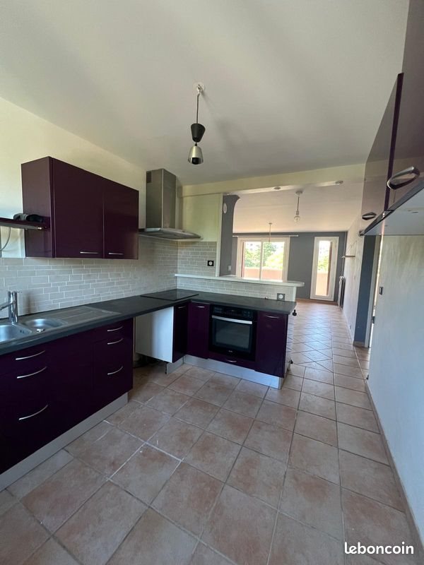 Appartement à louer, 80m², Saint-Priest