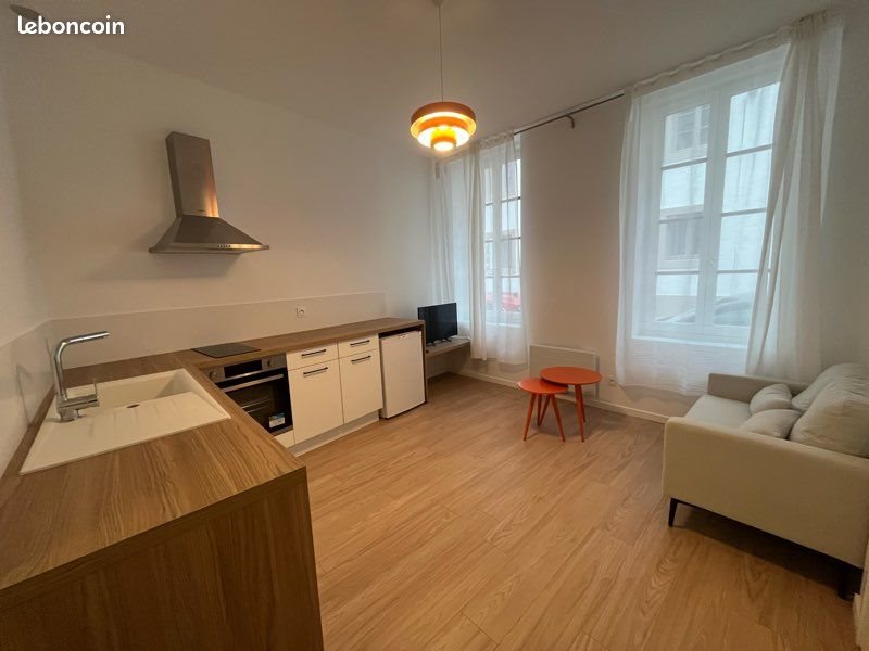 Appartement à louer, 27m², Agen
