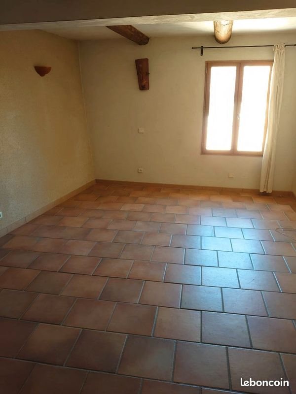 Appartement à louer, 50m², Mazan