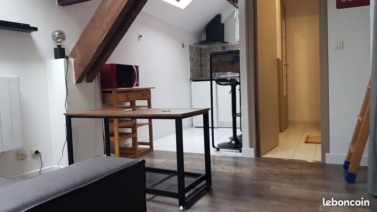 Appartement à louer, 17m², Nanterre