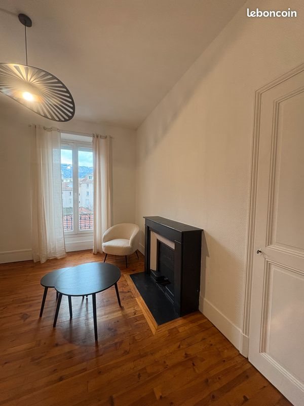 Appartement à louer, 38m², Grenoble