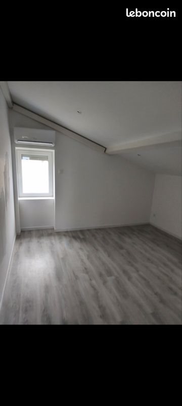 Appartement à louer, 70m², Unieux