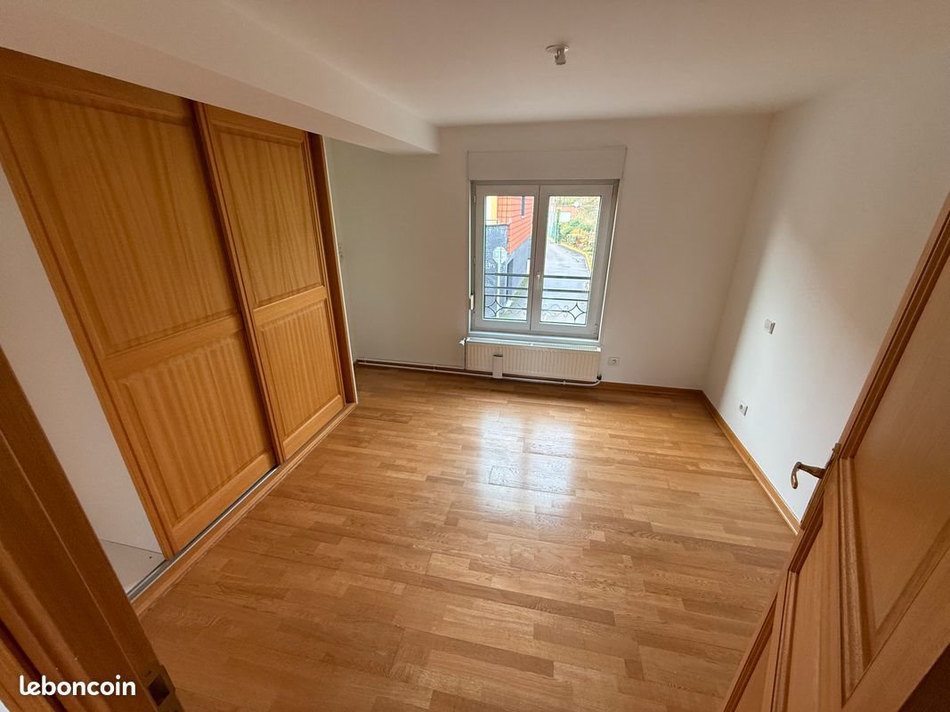 Appartement à louer, 70m², La Couture