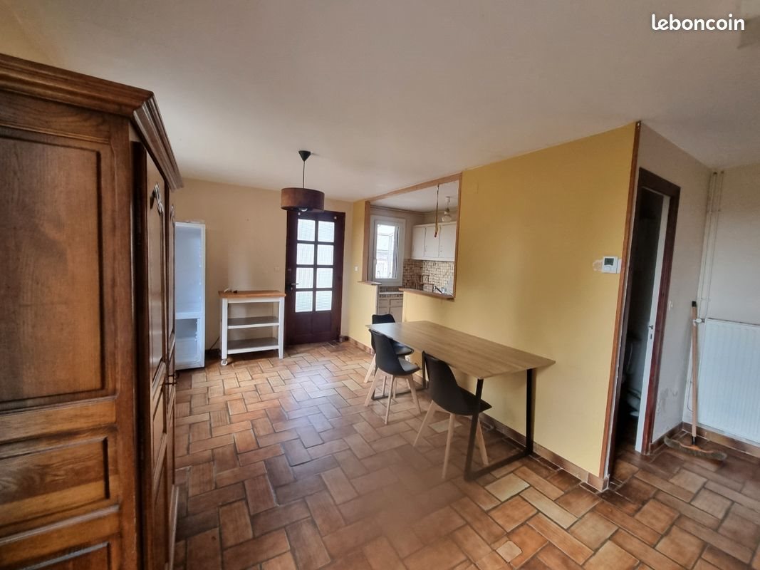 Maison à louer, 70m², Uzerche