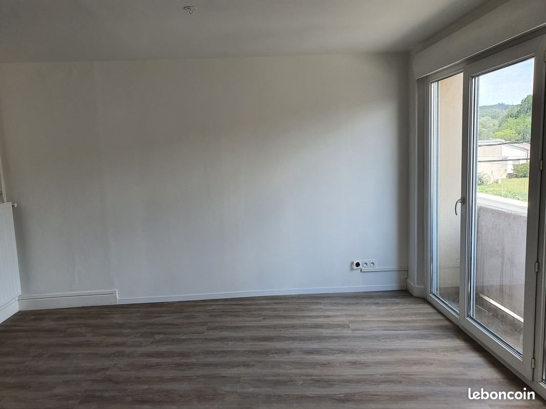Appartement à louer, 44m², Bayon