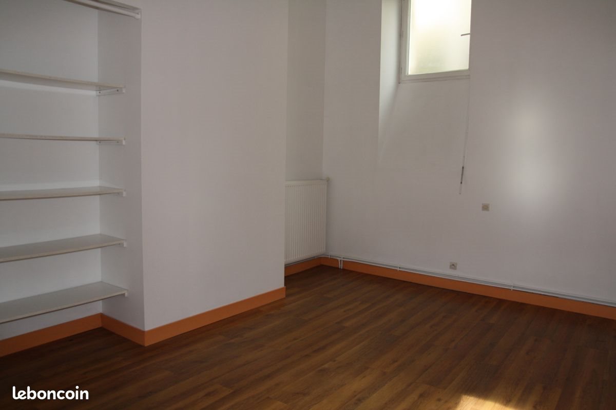 Appartement à louer, 65m², Blaye