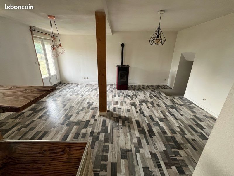 Appartement à louer, 65m², Valdahon