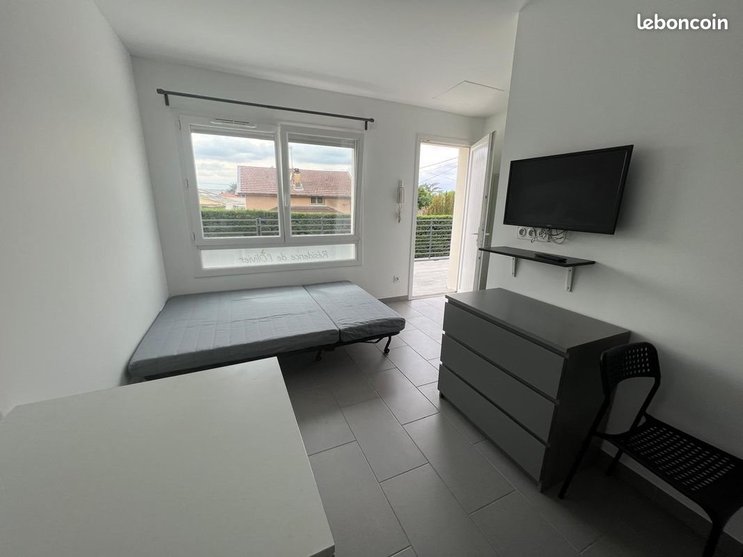 Appartement à louer, 20m², Saint-Priest