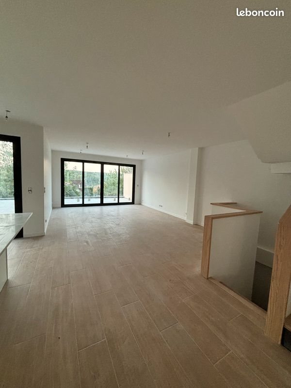 Maison à louer, 150m², Bazemont