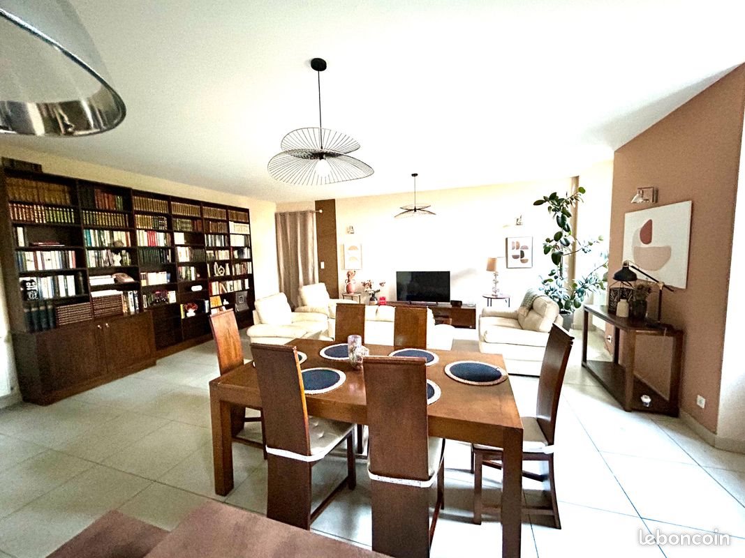Appartement à vendre, 122m², Alès