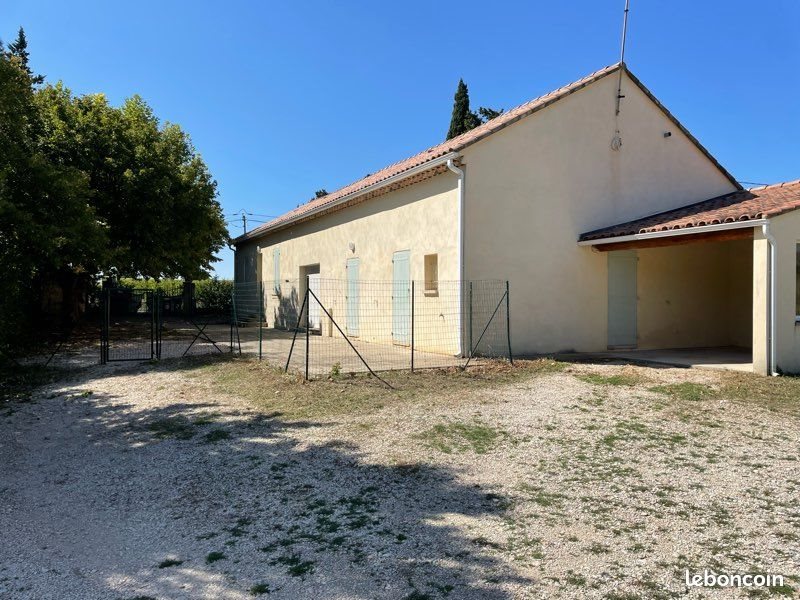 Maison à louer, 170m², Sarrians