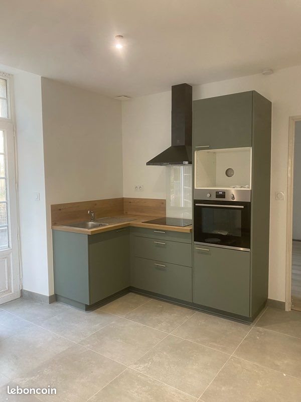 Appartement à louer, 48m², Saint-James
