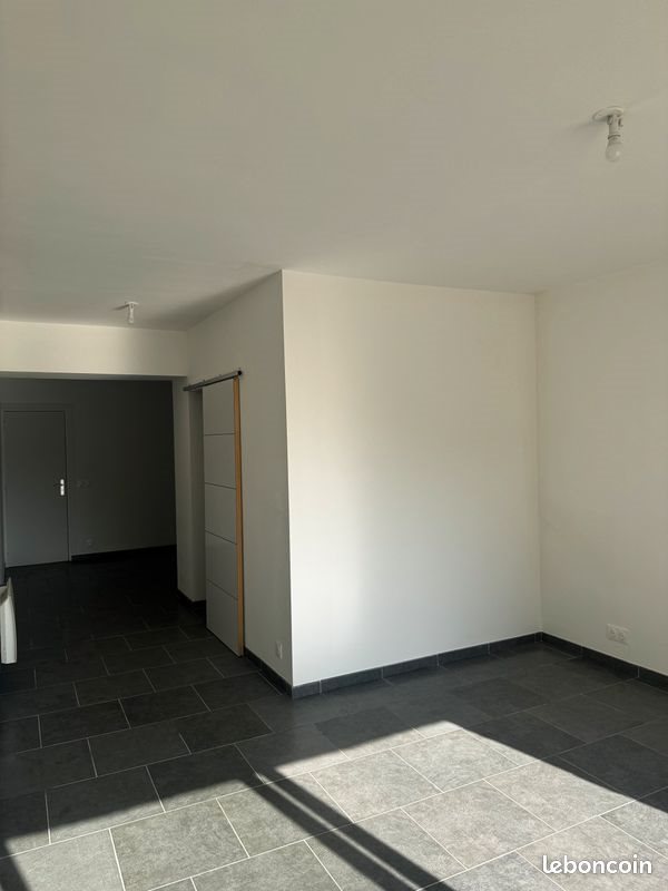 Maison à louer, 90m², Quiévrechain