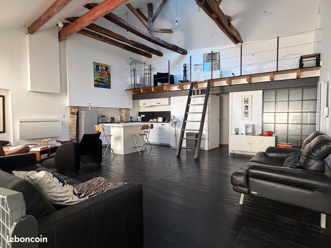 Appartement à louer, 70m², Figeac