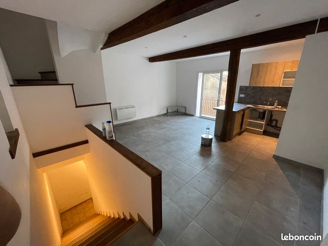 Maison à louer, 70m², Laurens