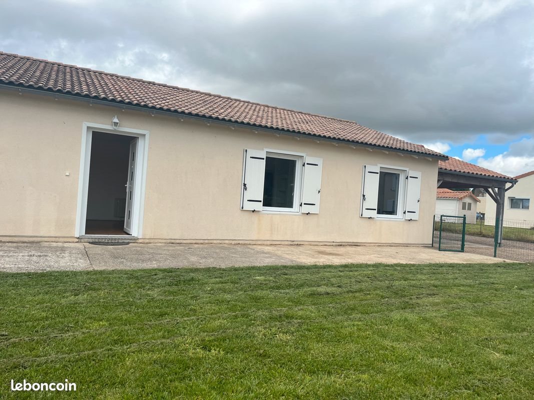 Maison à louer, 104m², Rouillé