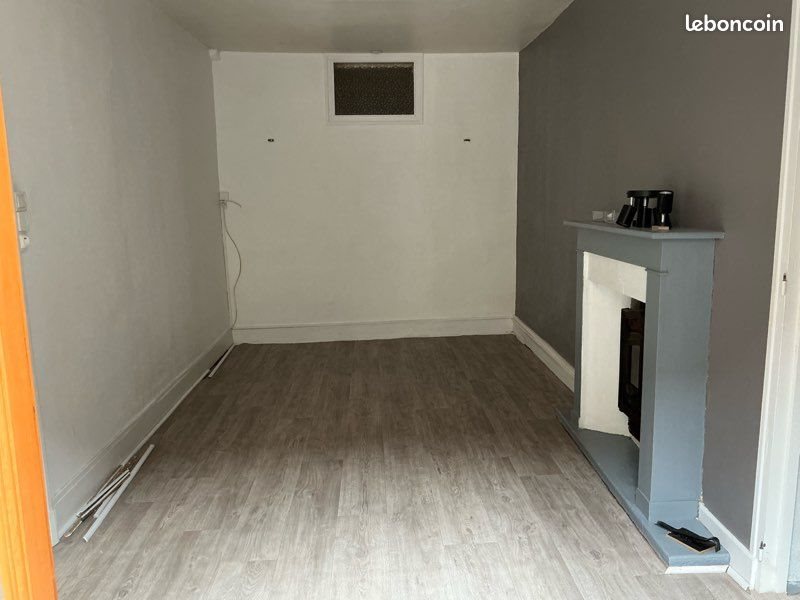 Maison à louer, 120m², Chénérailles
