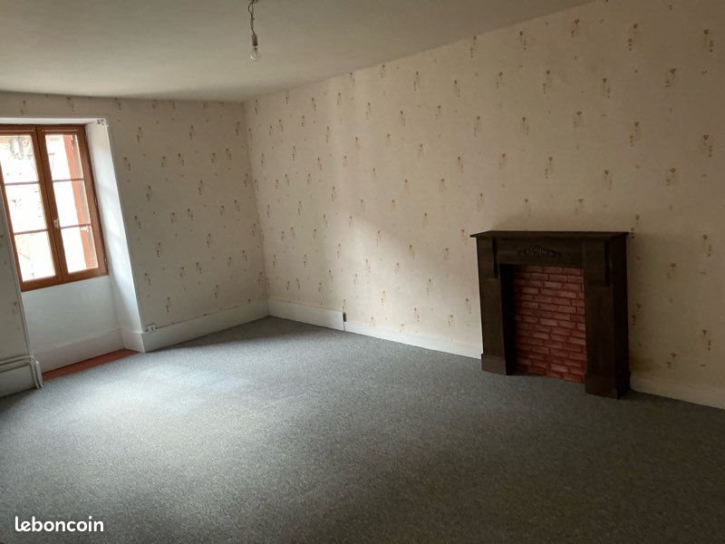 Maison à louer, 120m², Chénérailles