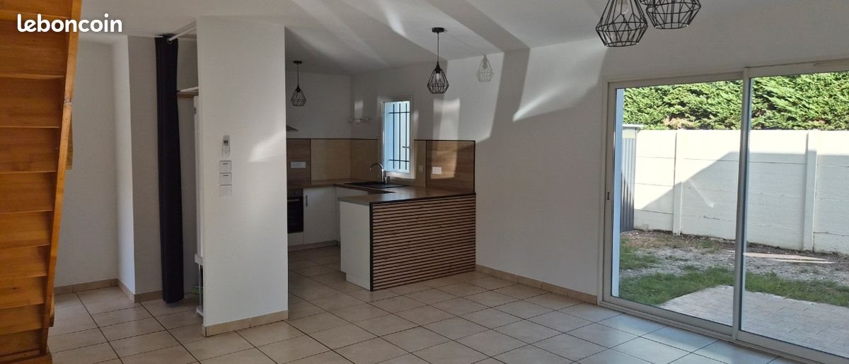 Maison à louer, 75m², Toulenne