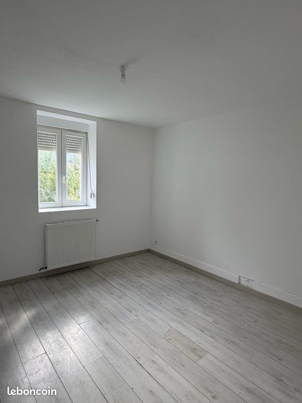 Maison à louer, 100m², Nouzonville