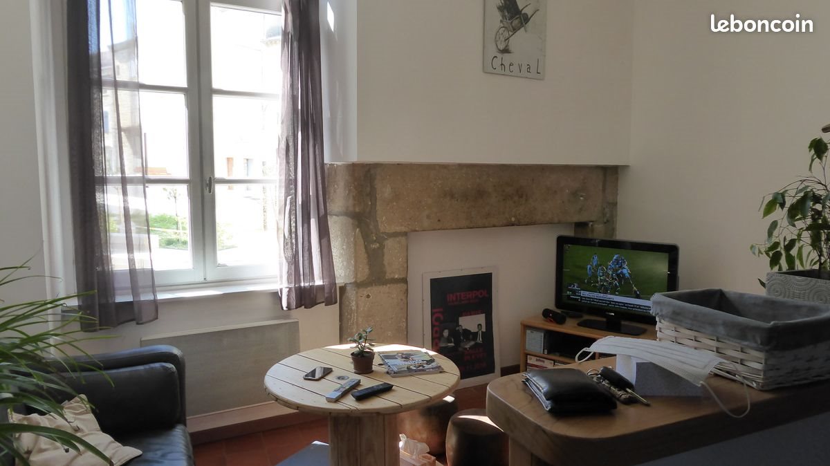 Appartement à louer, 45m², Aubenas