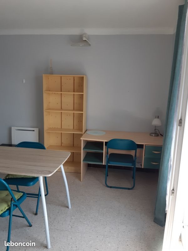 Appartement à louer, 24m², Nîmes