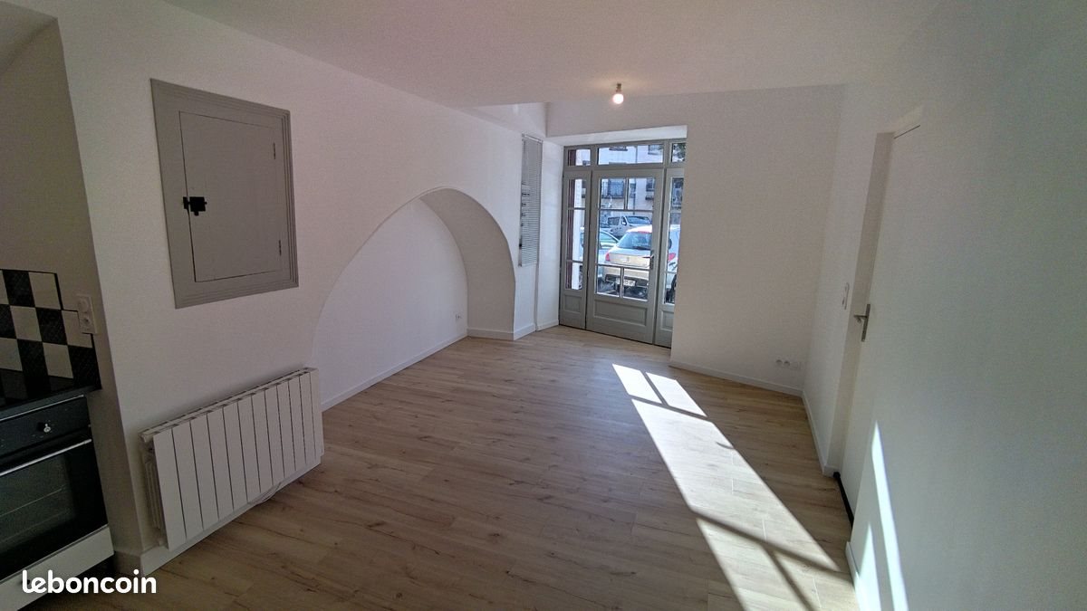Appartement à louer, 46m², Saint-Amant-Tallende