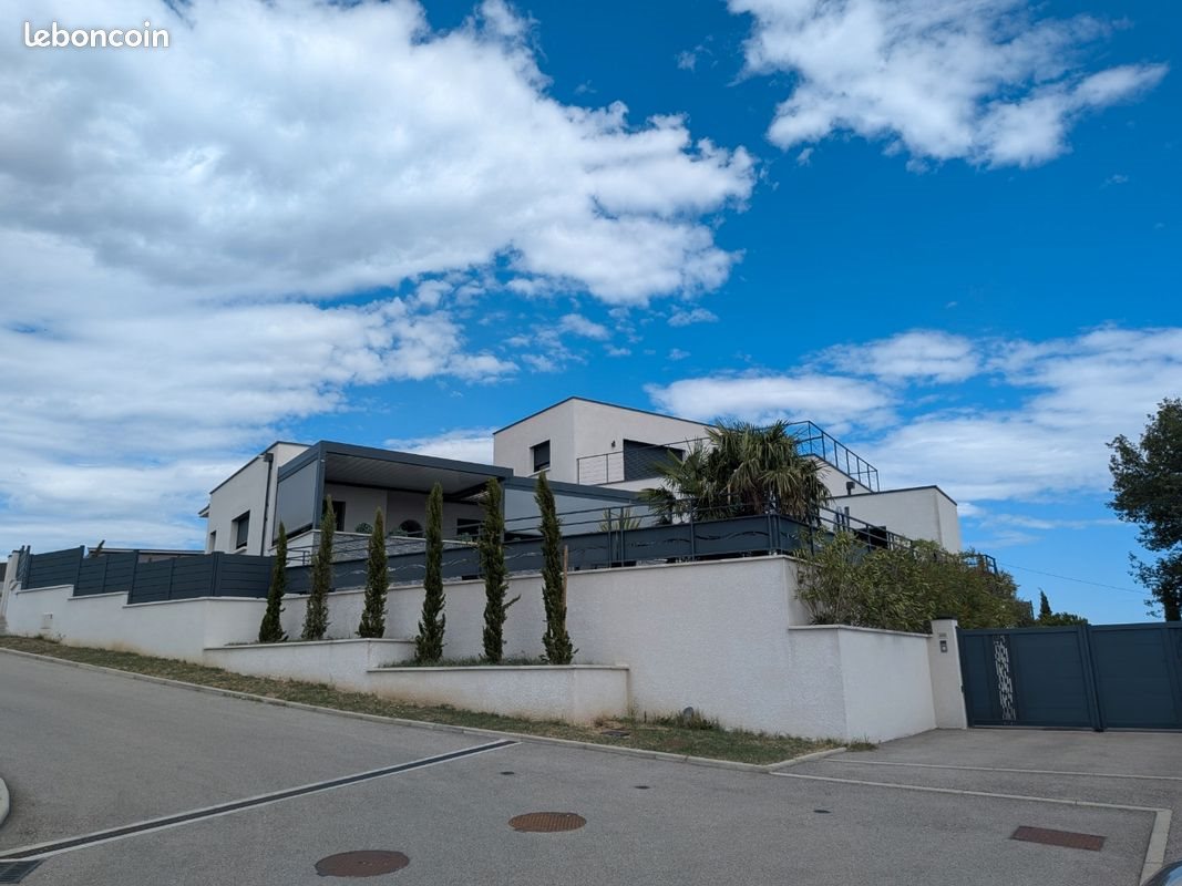 Maison à vendre, 200m², Saint-Prim