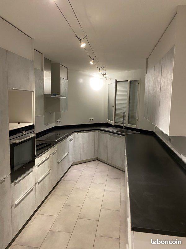 Appartement à louer, 80m², Saint-Julien-en-Genevois