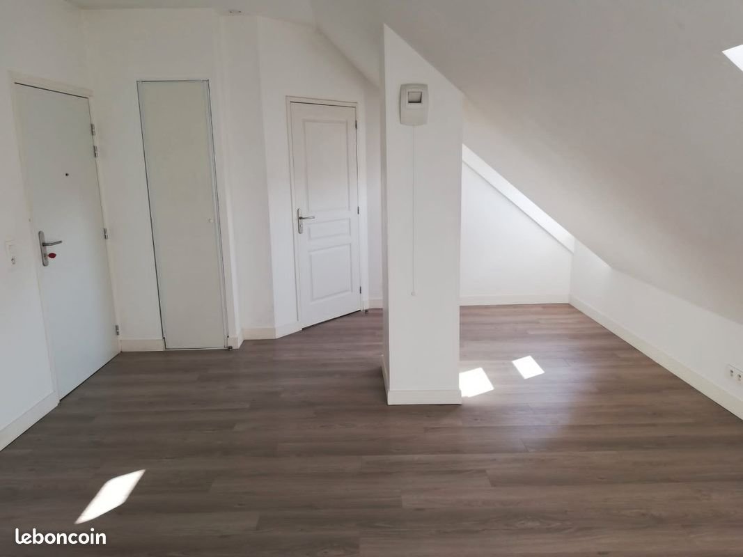 Appartement à louer, 20m², Massy