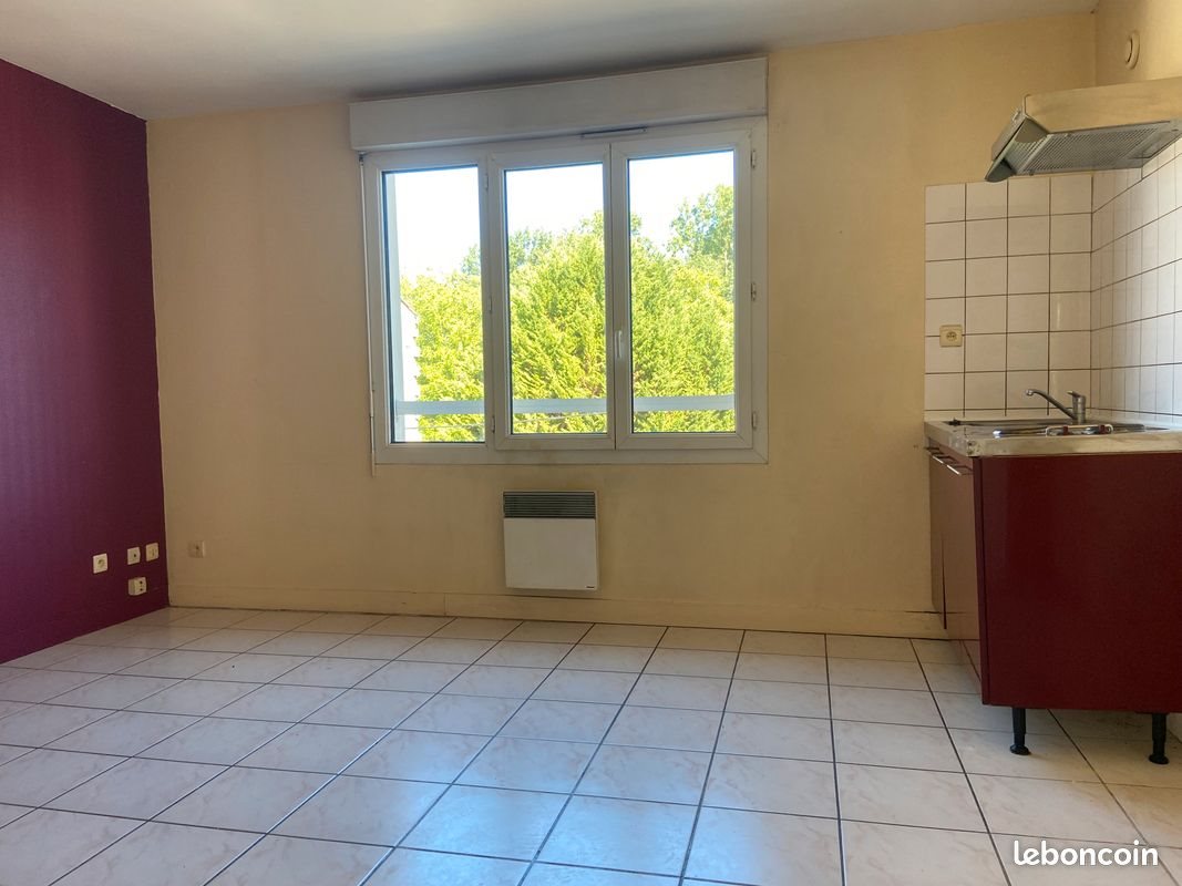 Appartement à louer, 32m², Gond-Pontouvre