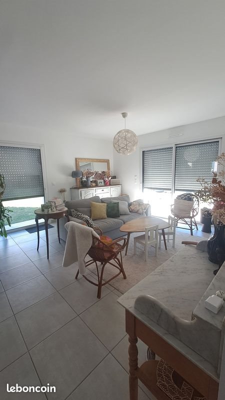 Maison à louer, 106m², Bourg-des-Comptes