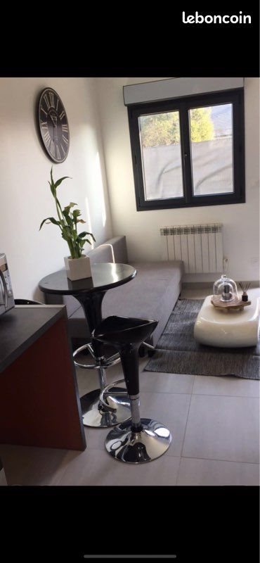 Appartement à louer, 20m², Décines-Charpieu