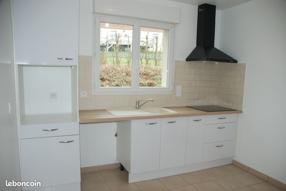 Maison à louer, 92m², Gacé