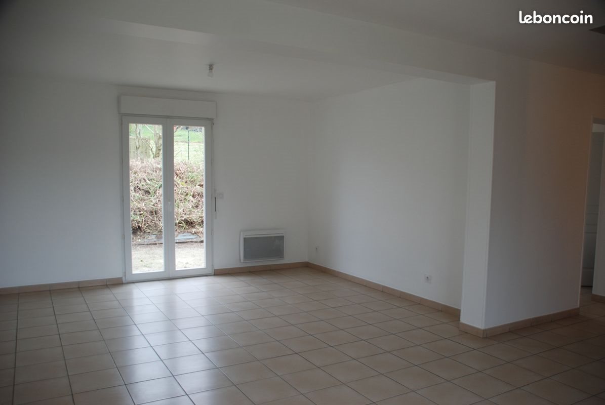 Maison à louer, 92m², Gacé