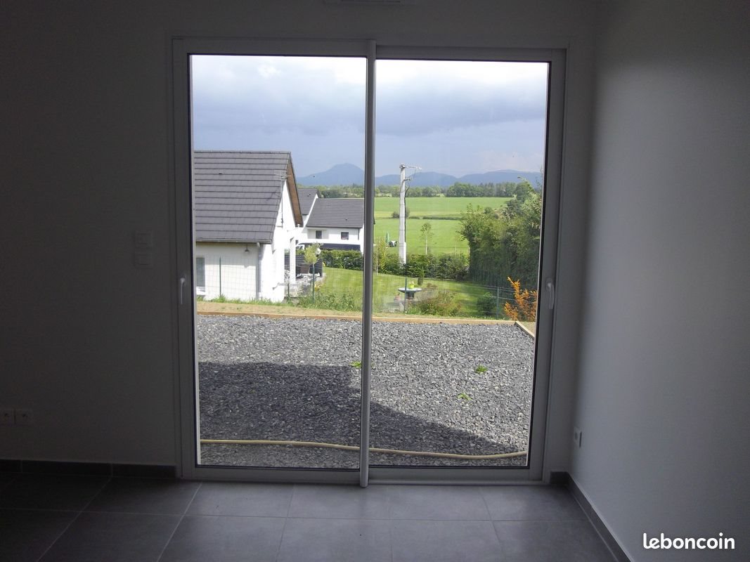 Maison à louer, 84m², Rochefort-Montagne