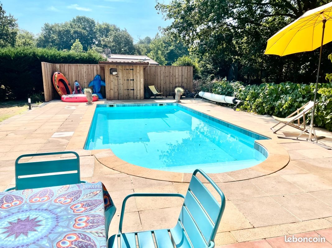 Maison à louer, 145m², Salles