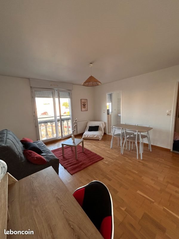 Appartement à louer, 27m², Reims