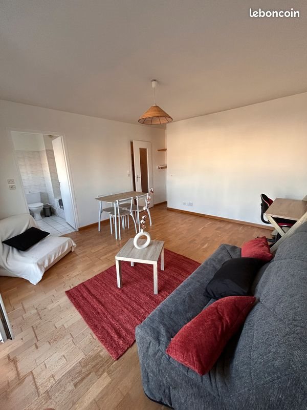 Appartement à louer, 27m², Reims