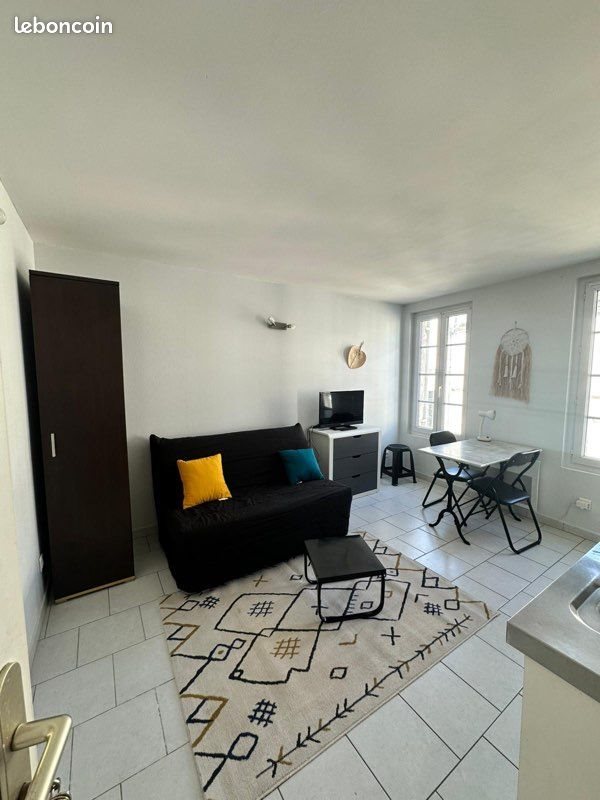 Appartement à louer, 18m², Saintes