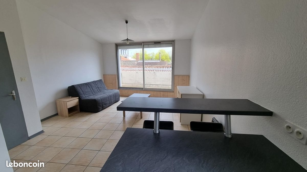 Appartement à louer, 26m², Luçon
