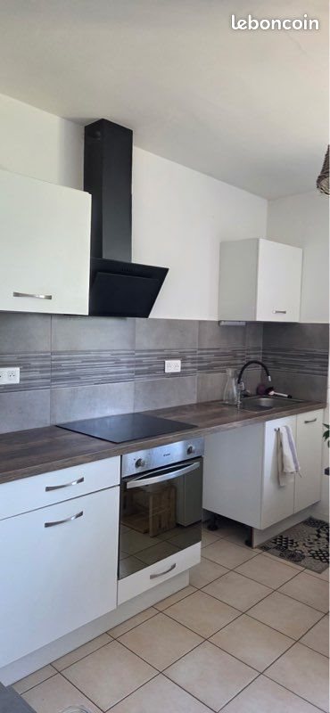Appartement à louer, 90m², Lure